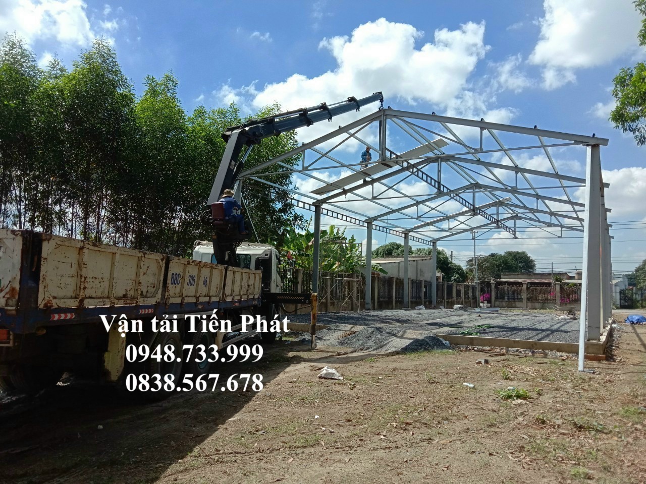 cho thuê xe cẩu lắp dựng tại KCN Việt Hương Bình Dương 0948733999
